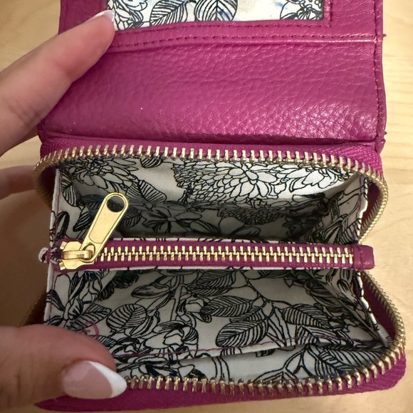 Vera Bradley Mallory RFID Genuine Leather Wallet - Picture 3 of 5